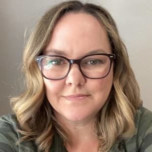 Meet your Posher, Kara